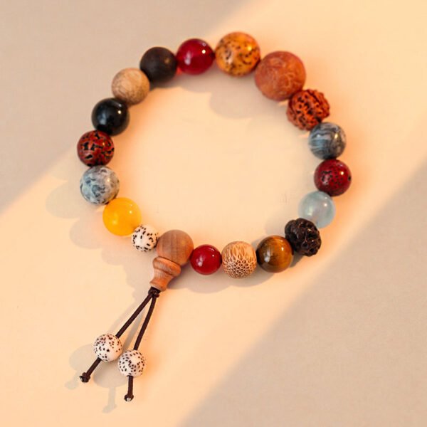 8-seed Buddha bead pendant bracelet for inner peace